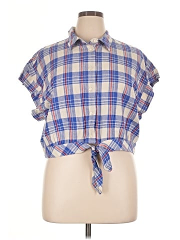 Gap Short Sleeve Button-Down Shirt (view 1)