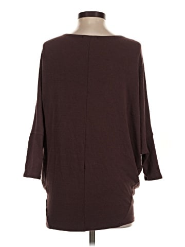 Jolie 3/4 Sleeve Top (view 2)
