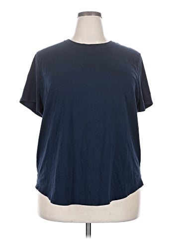 Lululemon Athletica Short Sleeve T-Shirt (view 1)