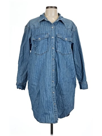 Universal Thread Denim Jacket (view 1)