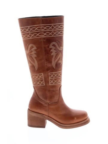 Dingo Boots (view 1)