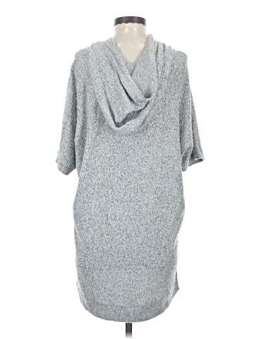 Nally & Millie Poncho (view 2)