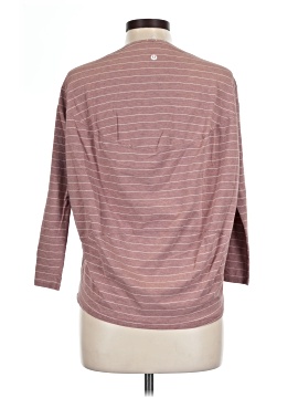 Lululemon Athletica 3/4 Sleeve T-Shirt (view 2)
