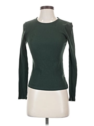 Old Navy Long Sleeve T-Shirt (view 1)