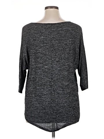 Bobbie Brooks 3/4 Sleeve Top (view 2)