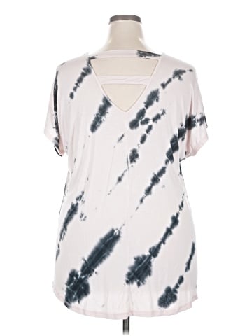LIVI Short Sleeve T-Shirt (view 2)