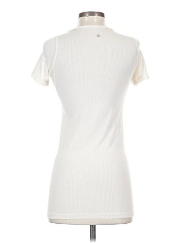 Lululemon Athletica Short Sleeve T-Shirt (view 2)