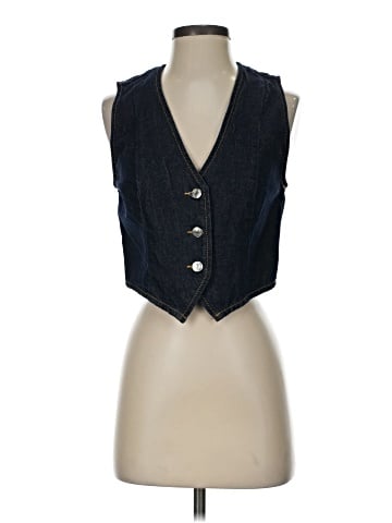 Zara Sleeveless Button-Down Shirt (view 1)