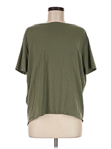 Lululemon Athletica Short Sleeve T-Shirt (view 1)