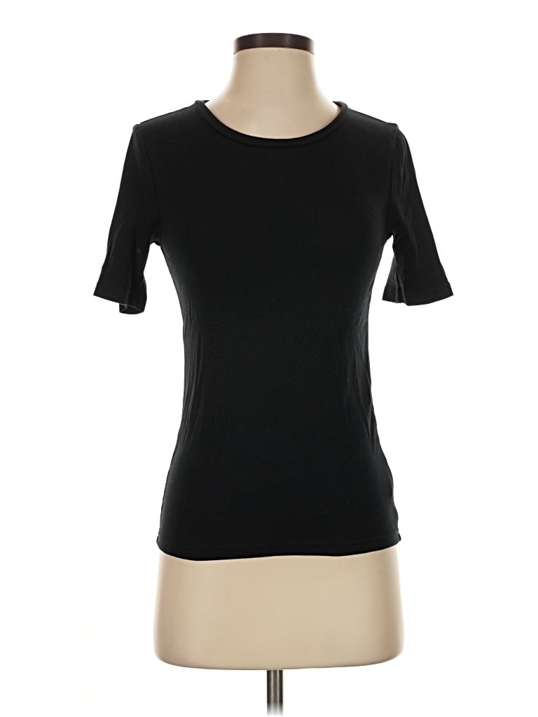 Pre-owned Gap Short Sleeve T-shirt In Black