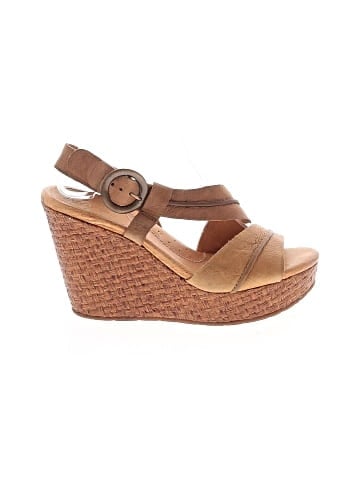 Naya Wedges (view 1)