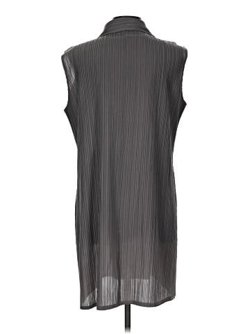 Cut Loose Sleeveless Button-Down Shirt (view 2)