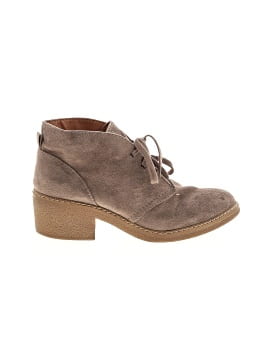 Universal Thread Ankle Boots