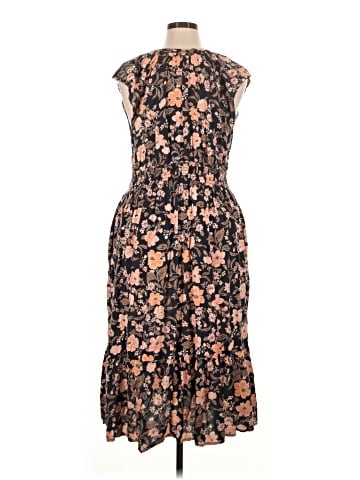 Old Navy Casual Dress (view 2)