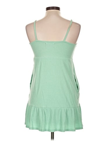 Old Navy Casual Dress (view 2)