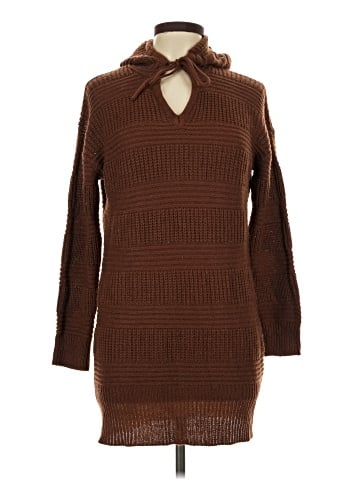Derek Heart Turtleneck Sweater (view 1)