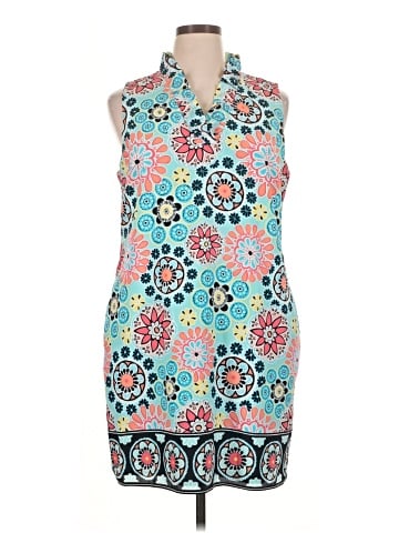 Crown & Ivy Casual Dress (view 1)