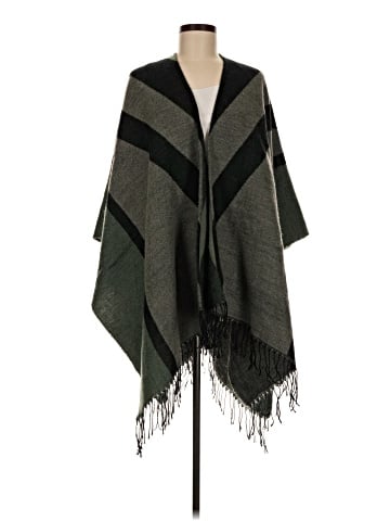 Modena Poncho (view 1)