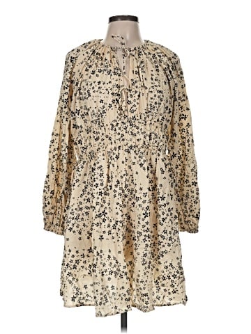H&M Casual Dress (view 1)
