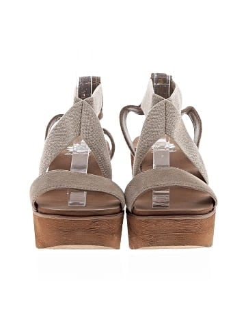 Yellow Box Wedges (view 2)