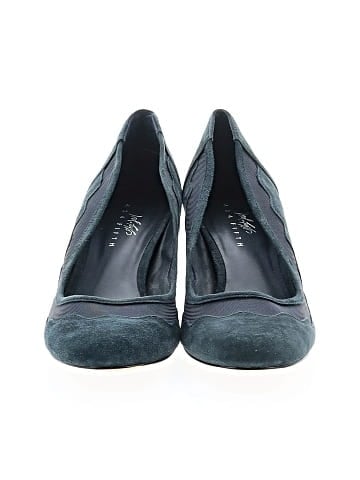 424 Fifth Lord & Taylor Heels (view 2)
