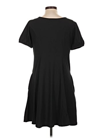Hot Topic Casual Dress (view 2)
