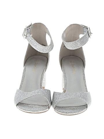 Dream Pairs Sandals (view 2)