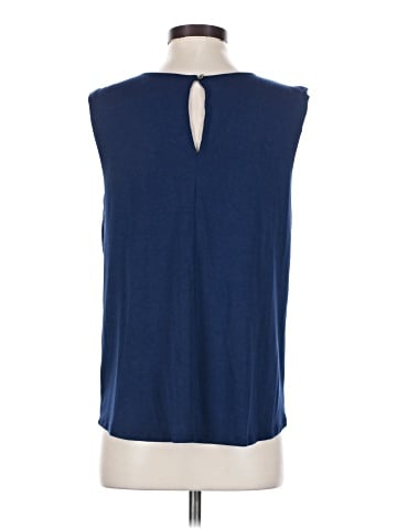 Amour Vert Sleeveless Blouse (view 2)
