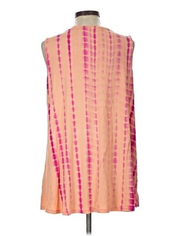 Logo Layers Tank Top (view 2)