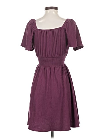 Old Navy Casual Dress (view 2)
