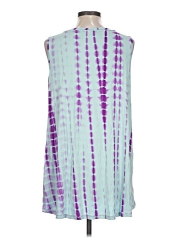 Logo Layers Tank Top (view 2)