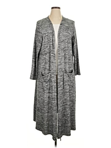 Lularoe Cardigan (view 1)