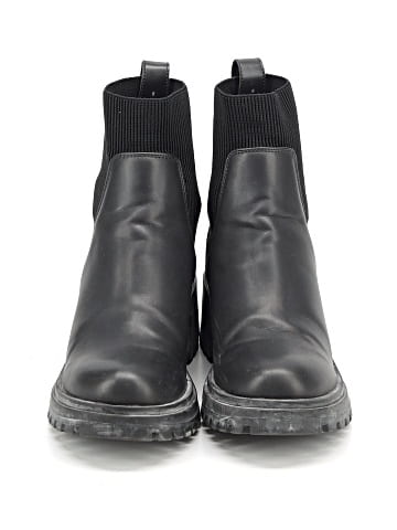 Steve Madden Ankle Boots (view 2)