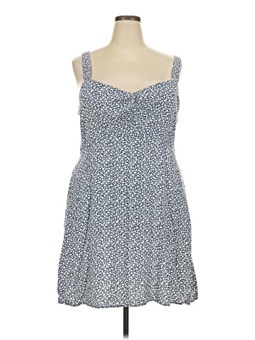 Old Navy Casual Dress (view 1)