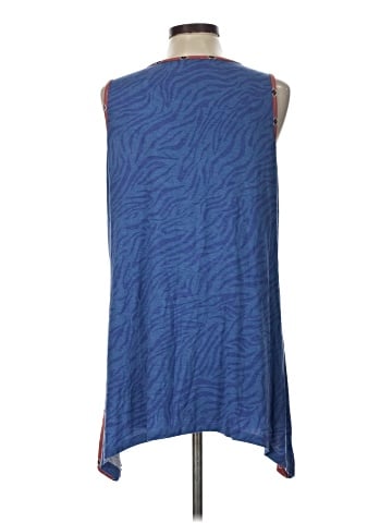 Logo Layers Sleeveless Top (view 2)