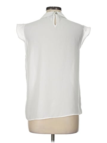 Elle Sleeveless Blouse (view 2)