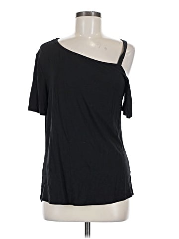 24/7 Maurices Short Sleeve T-Shirt (view 1)