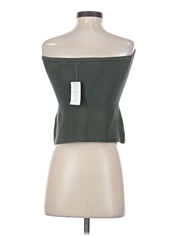 Abercrombie & Fitch Sleeveless Button-Down Shirt (view 2)