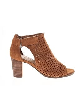 Marc Fisher Sandals
