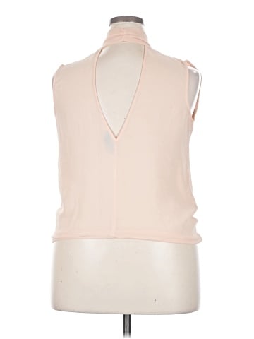 Buttons Sleeveless Blouse (view 2)