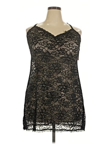 Ambrielle Tank Top (view 1)