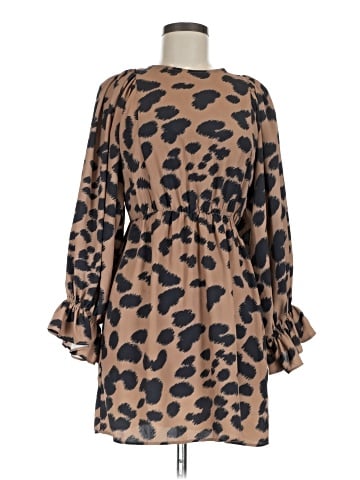 Boohoo Casual Dress (view 1)