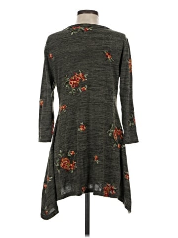 Figueroa & Flower Casual Dress (view 2)