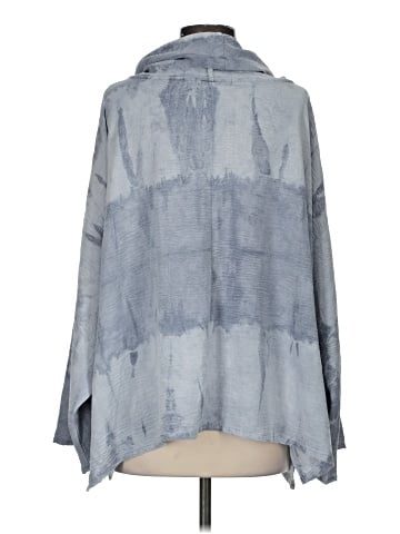Junee Poncho (view 2)