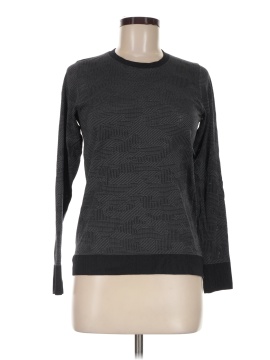 Lululemon Athletica Long Sleeve T-Shirt (view 1)