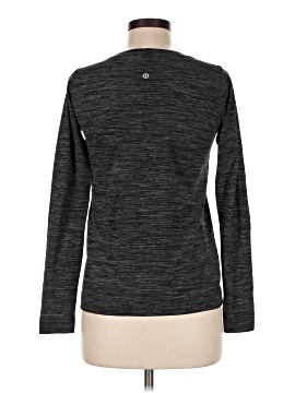 Lululemon Athletica Long Sleeve T-Shirt (view 2)