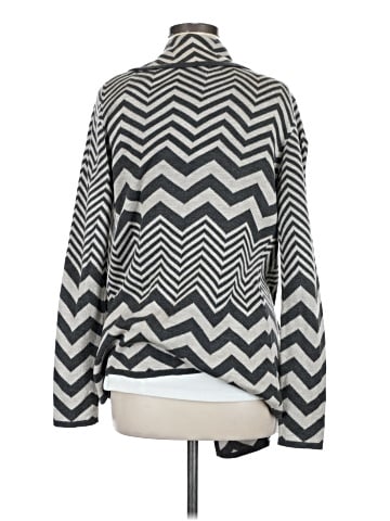 Romeo & Juliet Couture Kimono (view 2)