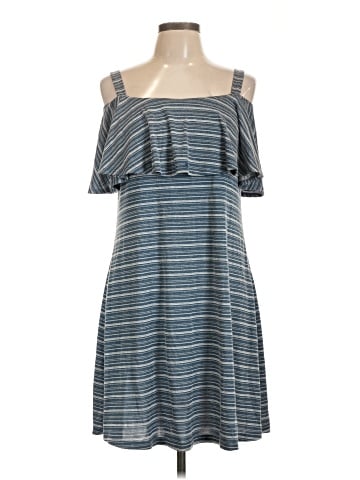 V Cristina Casual Dress (view 1)