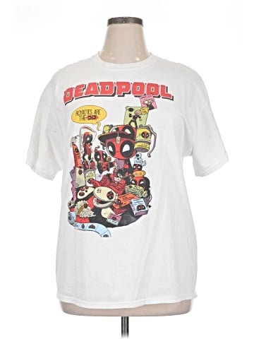 Marvel Short Sleeve T-Shirt (view 1)