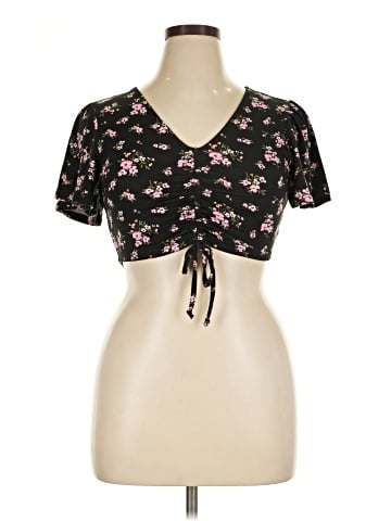 Almost Famous Short Sleeve Top (view 1)